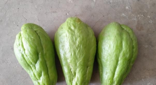 营养成分|此蔬菜可以直接生吃，是男性的“大补”，可预防癌症和降低血压！