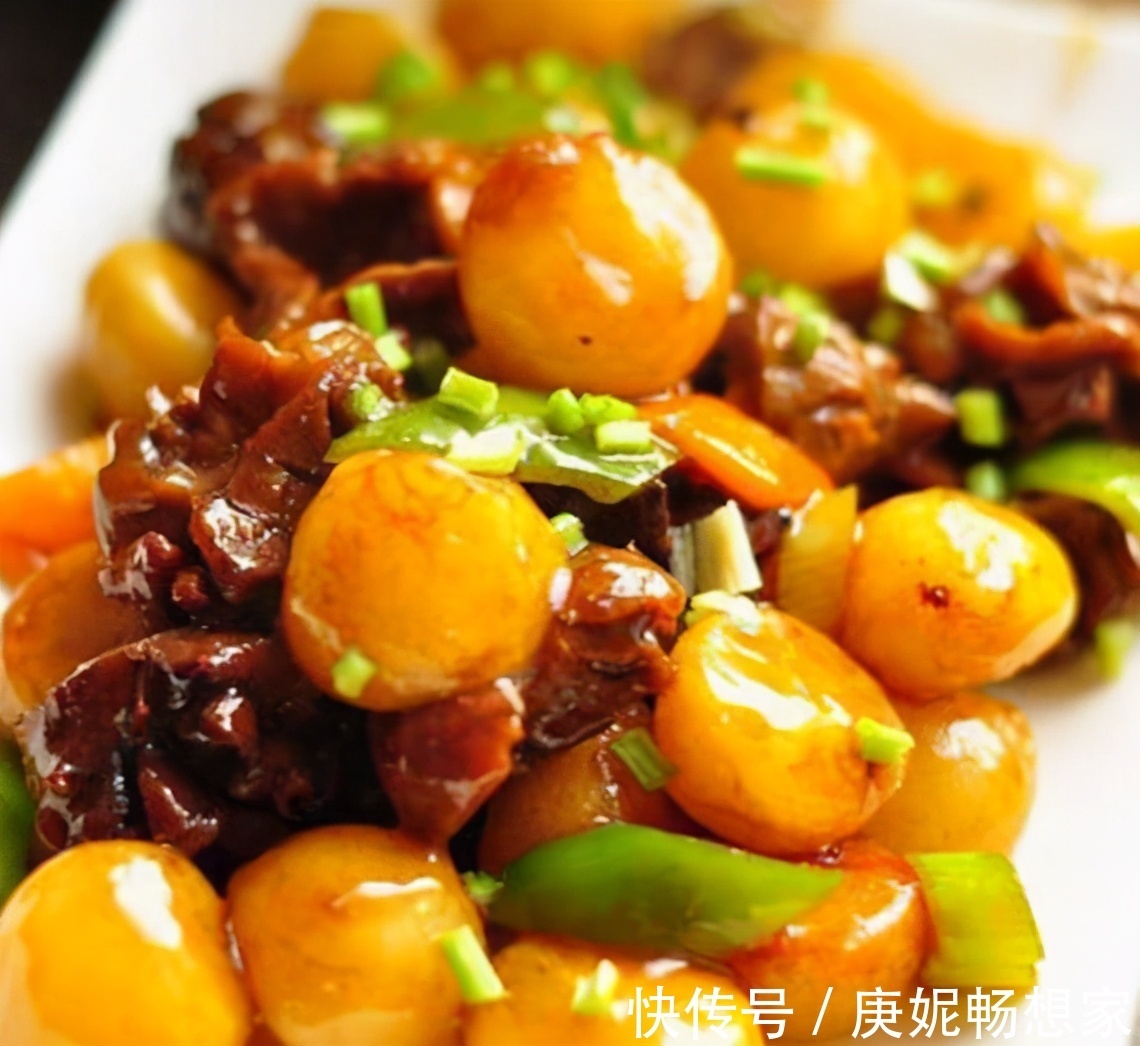 姜蒜片煸香|女性不愿老太快,推荐常吃三种美食,排毒养颜,提高免疫力