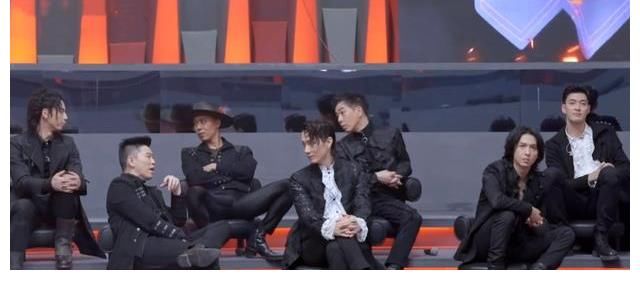 乘风破浪的姐姐|《追光吧哥哥2》正式录制，嘉宾阵容不输《披荆斩棘的哥哥》