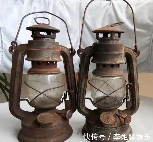 八仙桌|这些老物件你见过几样？我保证你有的肯定叫不出名字！