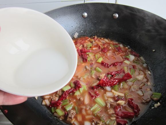 菠菜面|睡眠不好，眼睛干涩！经常吃这道菜，让你一觉到天亮