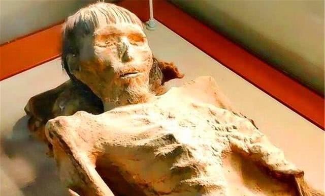 待遇|内蒙发现公主墓,曾被盗墓贼光顾,棺中不朽女尸遭盗墓贼如此待遇