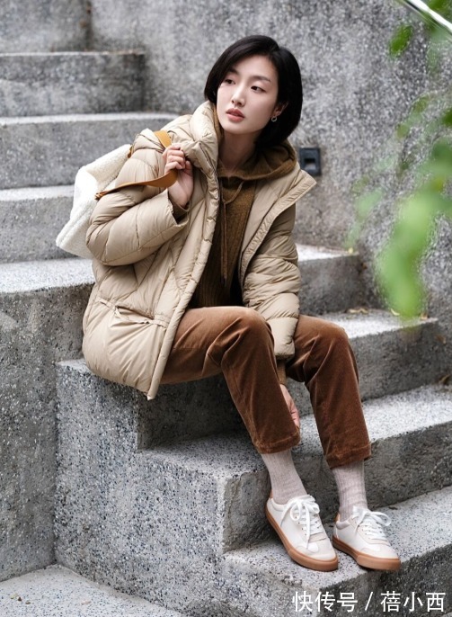 针织衫 会穿“九分裤”的女性才是真高级,记住“3要3不要”,优雅显气质