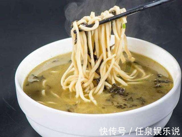 芝麻叶|芝麻叶比芝麻还值钱,不要再扔掉了,吃对方法肾虚好了,头发黑了