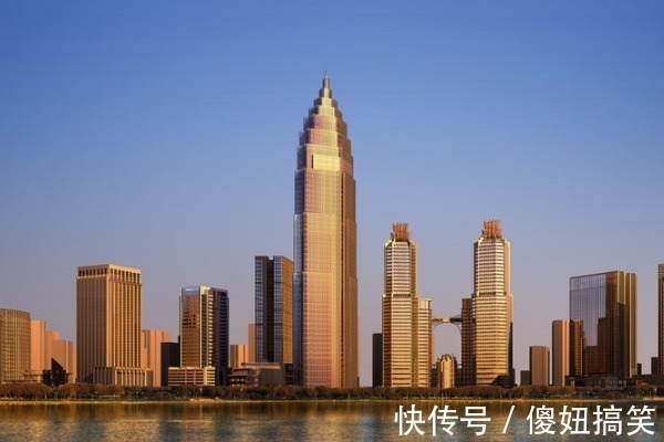 楼市|2021年房价真能降下来吗楼市专家明年房价将超出多数人想象！