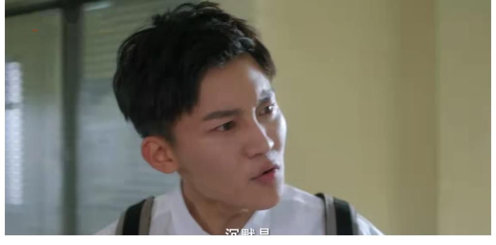 |《双面神探》首播：剧情搞笑，刘奕君刘怡潼父子同台引热议