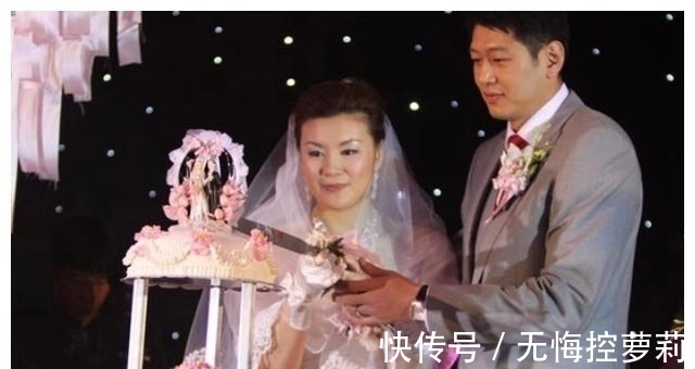 公开恋情|男篮莫科:因爱一夜白头,再婚也不忘前妻,深情终究抵不过现实