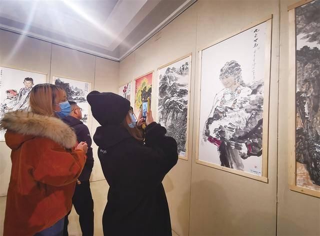  书法|“翰墨传情歌盛世”书画展在兰举行