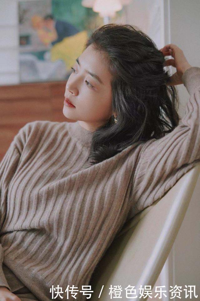 在冬季穿搭中，学会运用了这三种配色原则，相信你的衣品不会差