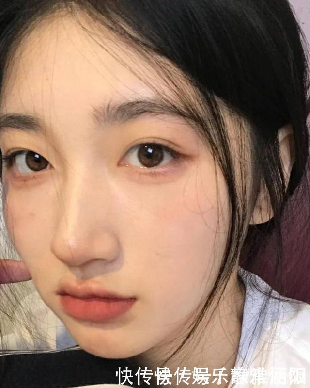 唇珠|唇形也多种多样,微笑唇受欢迎,覆舟唇拉低颜值,你是哪种