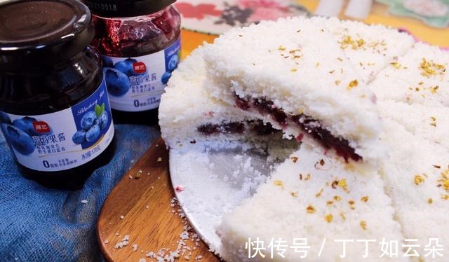 一出锅就满屋飘香的桂花糕,口感细腻香甜,入口即化!