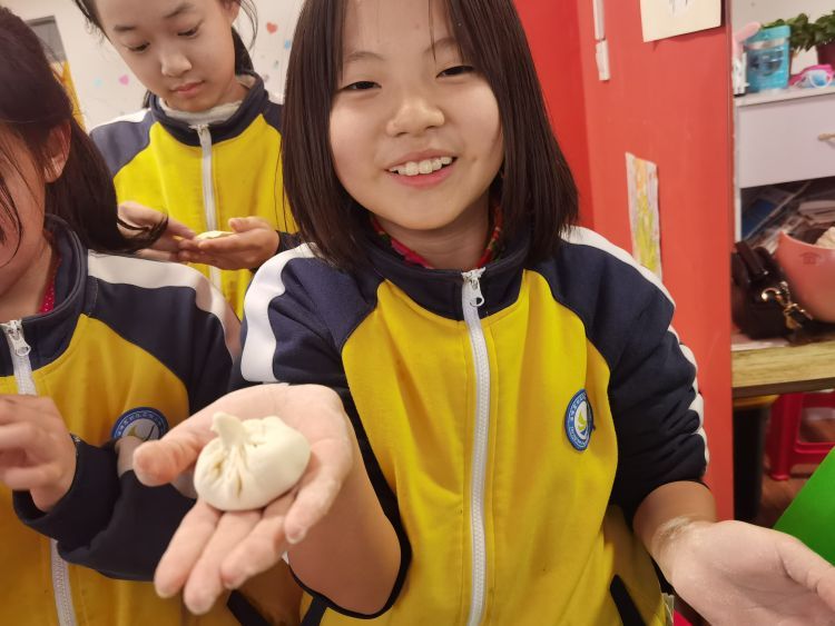 传统节日&我们的节日?冬至：包饺子感受传统节日魅力