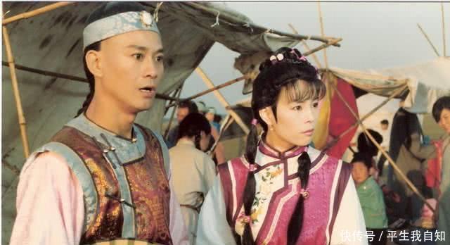 离开|乾隆微服私访,看一对联大怒这是要造反,听老妇解释后尴尬离开!