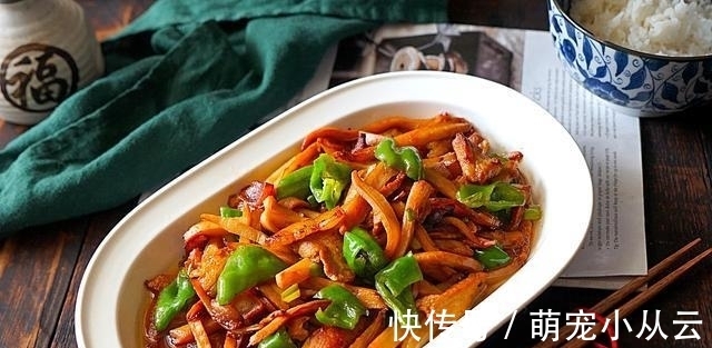 婆婆在朋友圈晒午餐,夸儿媳妇做的饭菜香又好看,网友:被馋到了