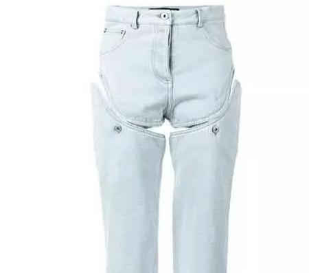 裤子 Gigi的裤子很特别, 但搭配抄了妹妹贝拉的造型!