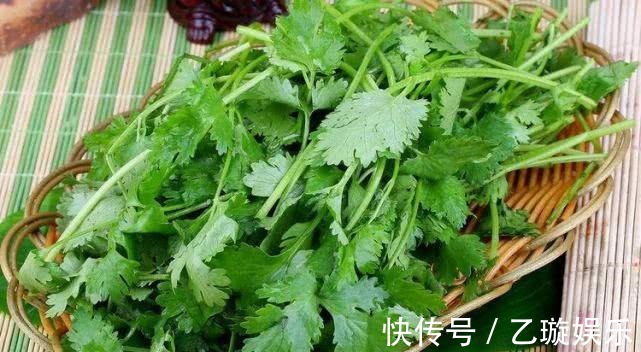 风寒感冒|人到中年想长寿 ,三种食物要多吃,提高免疫力,增强抗病能力