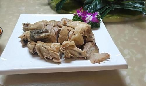 便饭|公司效益好，老板请员工吃便饭，7菜2汤2主食，有你喜欢吃的吗