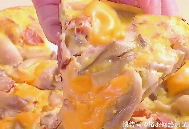 这个早餐饼是女儿的最爱，营养全面，早起15分钟就能搞定