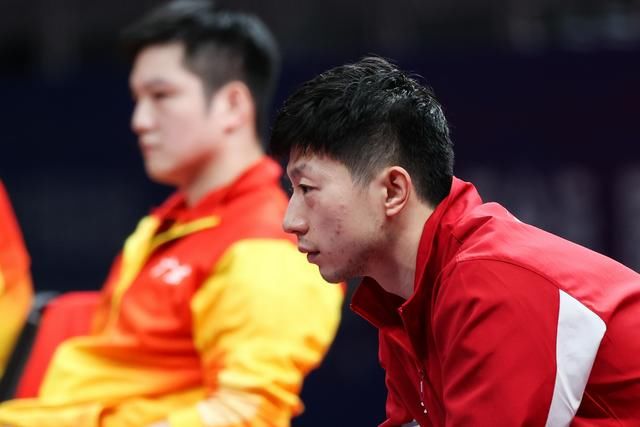 男乒|觀點:國乒女隊即使沒有明確的一姐，也比男乒有一哥更讓人放心