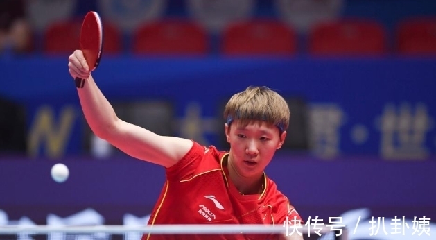 开局|五朵金花提前相遇!王曼昱4-0陈幸同,中国女乒包揽世乒赛四强!