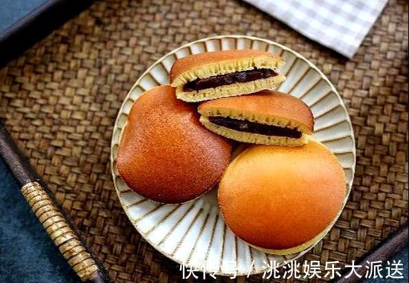 蜜豆铜锣烧最简单做法一个不粘锅搞定，比买的香多了