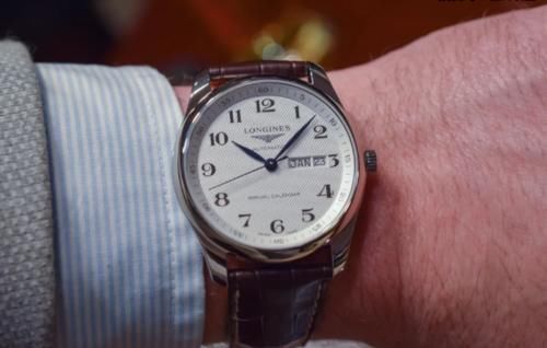 手表 中年男人戴什么手表有牌面?浪琴、欧米茄和劳力士值得一看