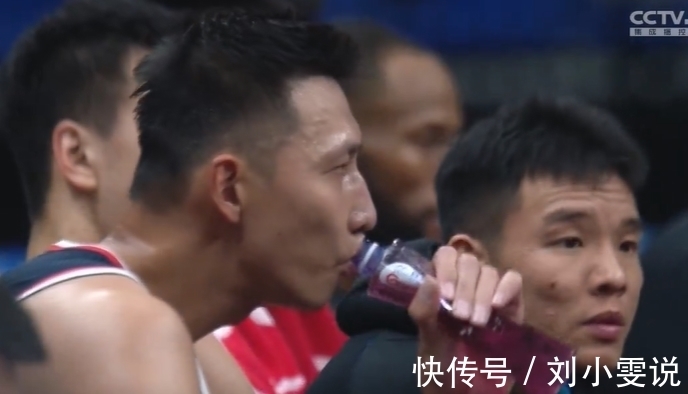 惨败|CBA卫冕冠军20分惨败排名差!主帅赛后发言让人意外,羡慕对手?