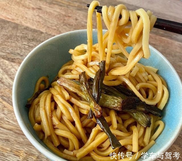 你饿不饿，饿了就去吃面啊