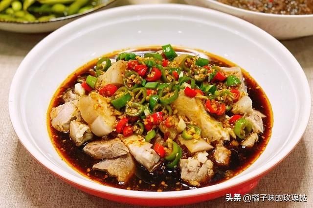 家常菜|家常菜推荐：酸辣肘子肉，清蒸鲈鱼，包菜炒粉条，玉子豆腐蒸肉末