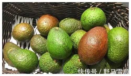 食物|女性不想显老,多吃三种食物,改善皮肤,美化容颜,保持肌肤弹性