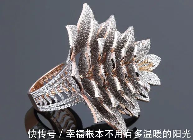 钻石|创吉尼斯世界纪录!利用3D打印制造镶嵌7801颗钻石的戒指