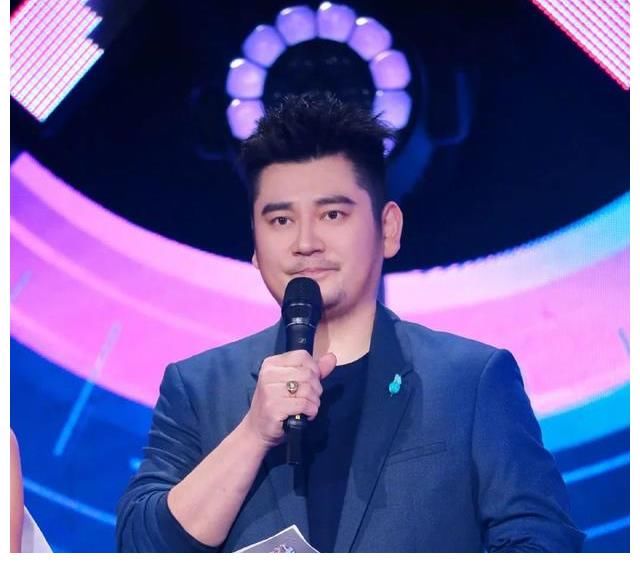 中秋|主持圈被整顿:央视用自家人?王一博因无证被迫“转岗”