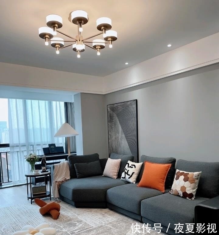 新家|年轻小夫妻83㎡新家,典型的一体化设计,越简单,越舒适