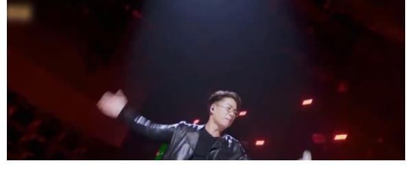 哥哥们初舞台排名公布,言承旭张云龙一秒互选,李承铉小尾巴出现