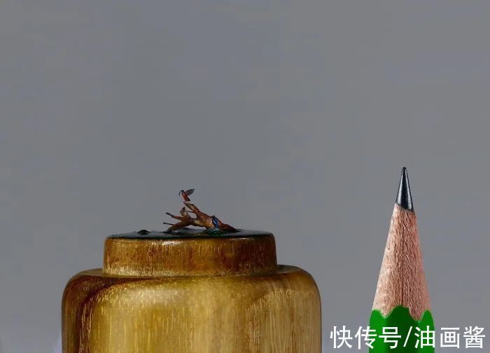 艺术家!小到离谱的微雕艺术,不比较不知道,一比较吓人一跳