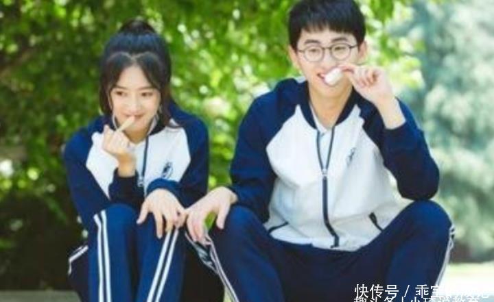 中学生不穿校服的好处