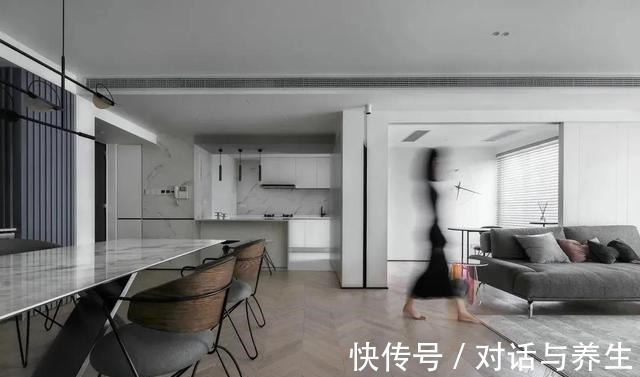 孔雀绿|都市女性的家,98㎡黑白灰中穿插孔雀绿和淡粉色,成熟又少女!