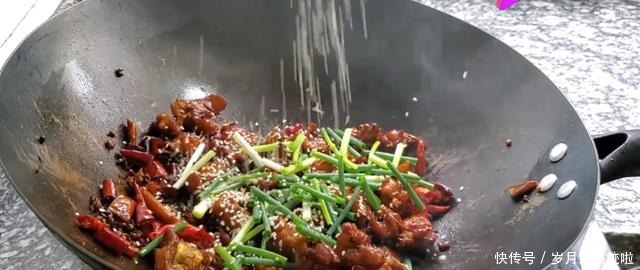 最牛的辣子鸡做法,干香麻辣,超美味!还不容易发胖!