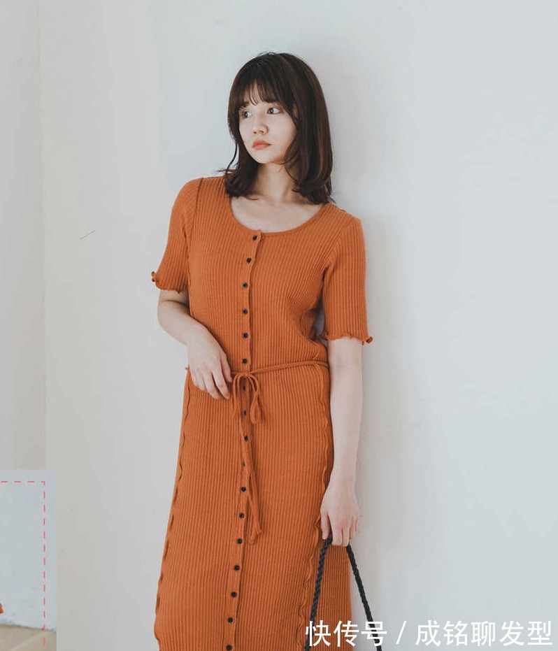 吊带|穿衣搭配不要被年龄限制,学会这几种时髦搭配法,轻松成为时髦精