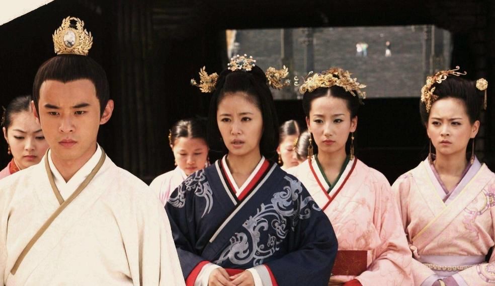 1,云汐慎儿是电视剧美人心计中的人物聂慎儿演员王丽坤慎儿和窦漪房本