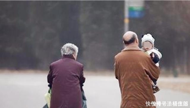 带娃|3种“新型不孝”正在蔓延,比啃老还让父母寒心,子女还不以为然