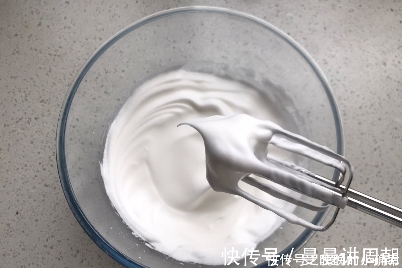 美食|网红美食海苔肉松小贝,自己在家也能做,步骤大公开,想学你就来