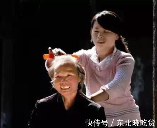 汪文華主持《曲苑雜壇》20年，與丈夫分居17年，這些年去哪了？