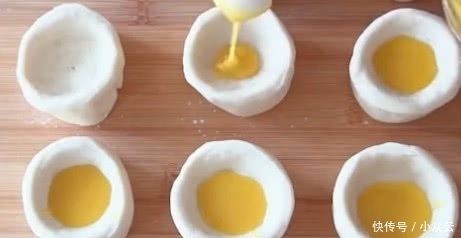 营养|鸡蛋饼新做法,外脆里嫩,喷香营养,家人说第一次如此吃,特美味