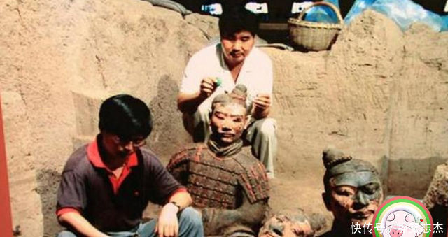 二师兄的老照片:居然是彩色的?这才是秦始皇兵马俑出土时的样子