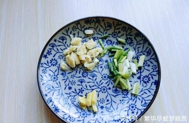 补气|此物被称作“天然黄体酮”,配上鸭血适合女人吃,养血补气还护肤