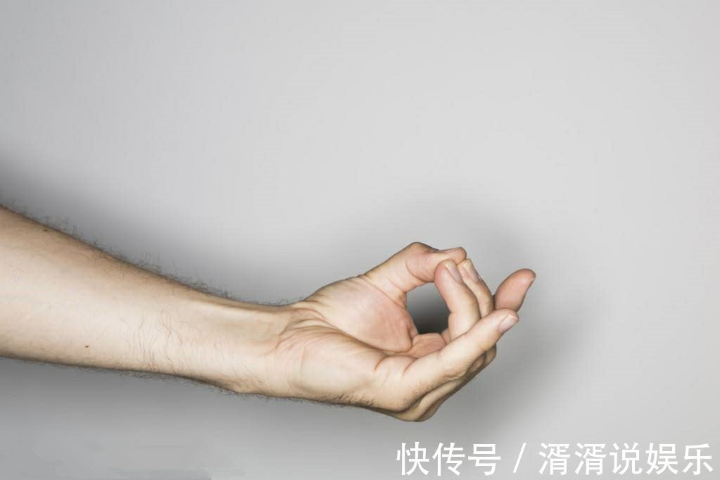 手印|太神奇!三根手指放在一起竟能养肝、排毒,每天5分钟排毒很轻松