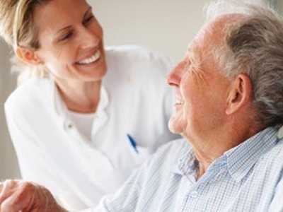 医院|癌症晚期的患者，还需要留在医院继续治疗吗来听听医生的意见