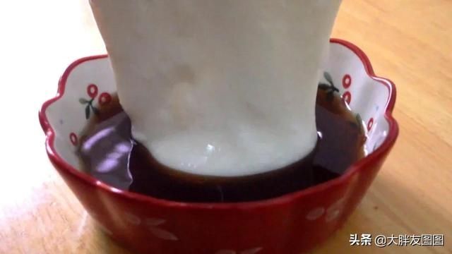 牛奶水麻薯,5分钟就能搞定的甜水美食,无烤箱,滑溜溜,绝了