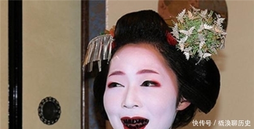 古代畸形审美,欧洲束腰中国缠足都已废除,唯日本将其传承了下来